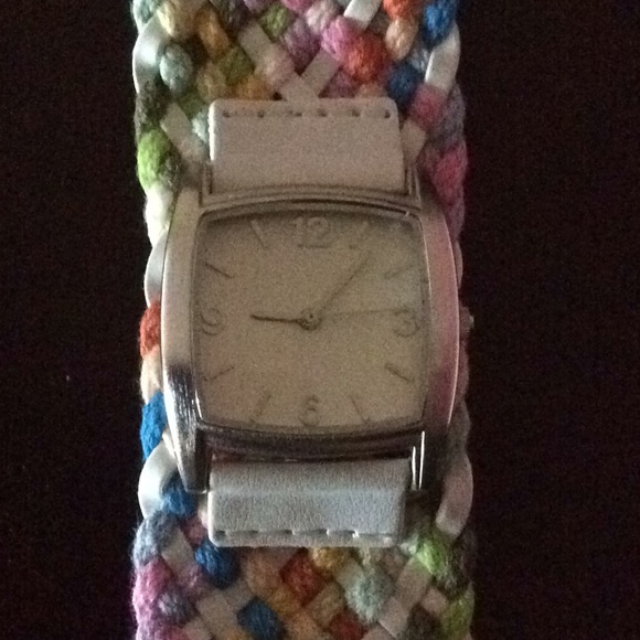 Watch - Picture 3 of 3